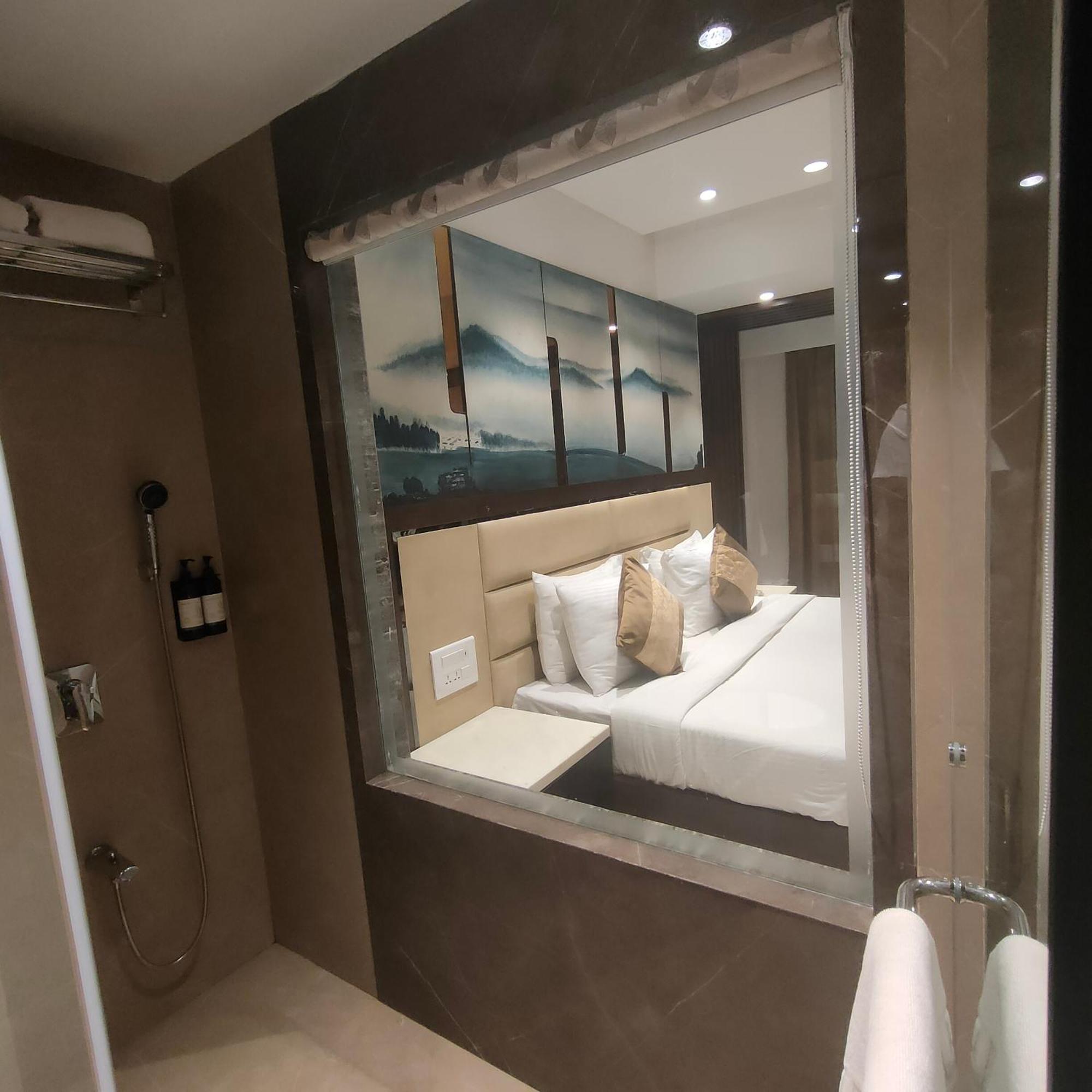 Regenta Central Imperial Candolim Goa Exterior photo